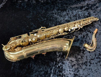 1951 Vintage Conn 10M Naked Lady Tenor Sax in Gold Lacquer, Serial #344971